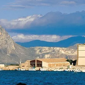 4* Hotel La Tonnara Di Bonagia