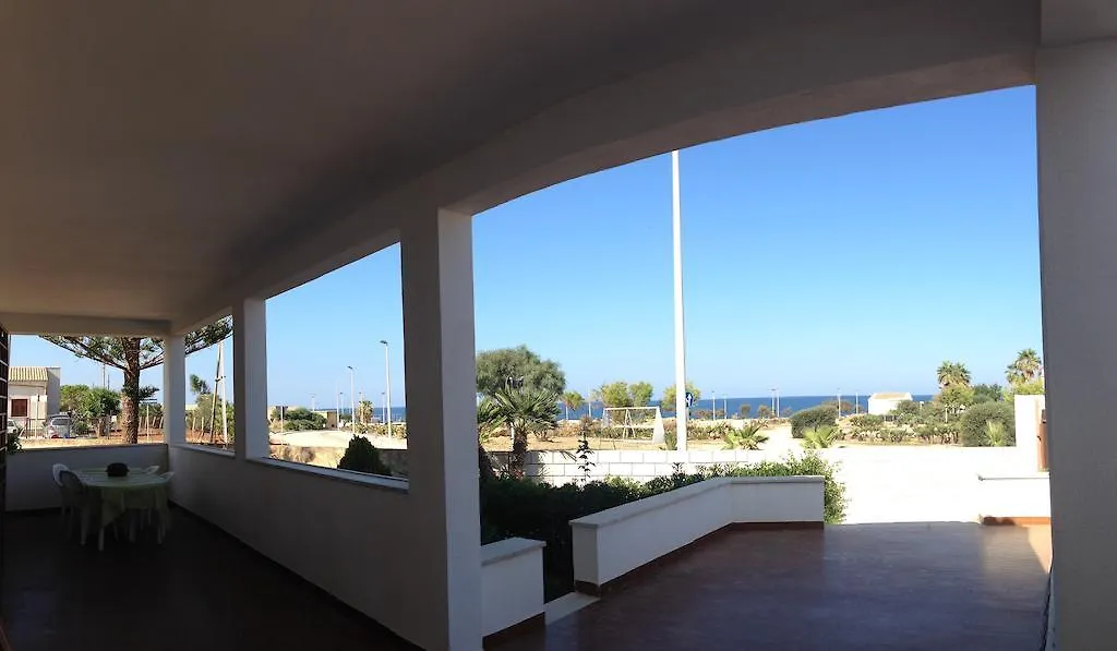 Case Vacanza Tra I Due Monti Apartment Valderice Italy